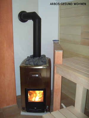 Sauna Holzofen - Wände mit Naturfarben - Lasur gestrichen